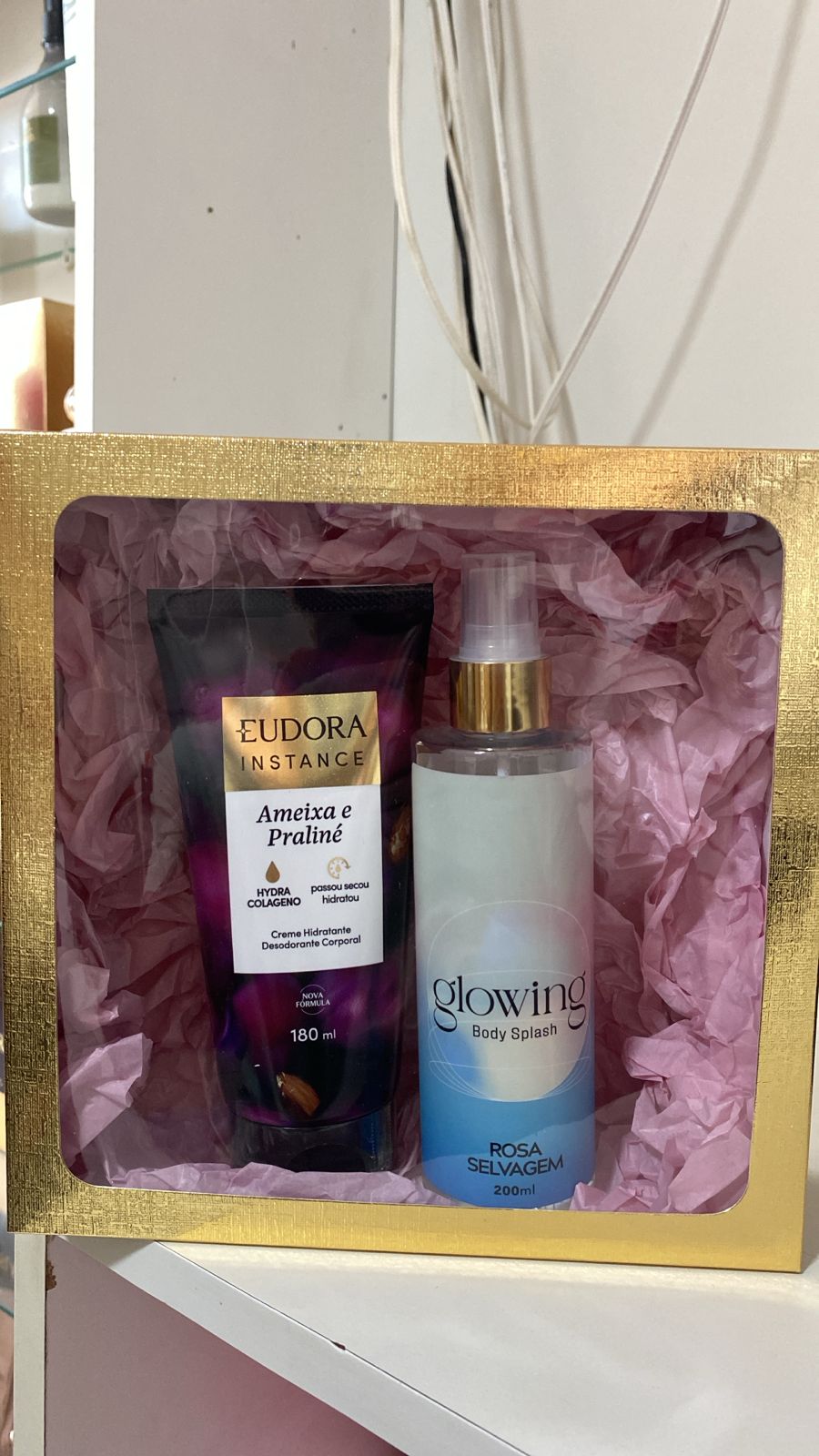 KIT CAIXA DOURADA EUDORA AMEIXA 180ML + BODY SPLASH ROSA SELV 200ML