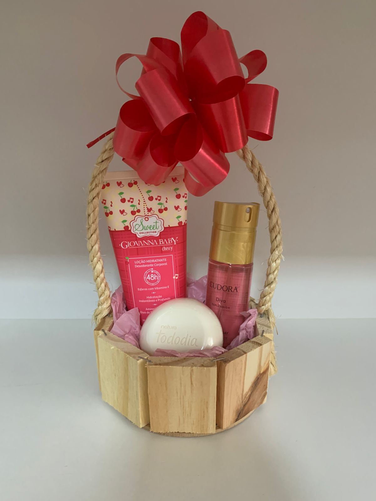 Cesta Hidrad Gio Baby Cherry Body Splash Eudora Sab - 3 Itens